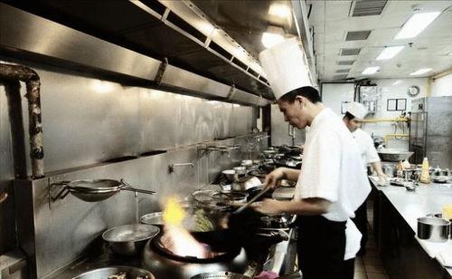 惊人厨师爆料视频下载,视频内容大揭秘！  第2张
